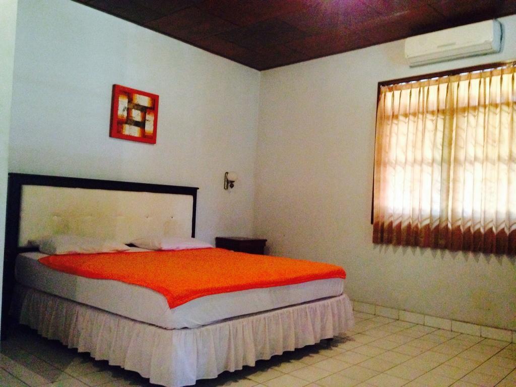 Mekar Jaya Bungalows Kuta Lombok Oda fotoğraf